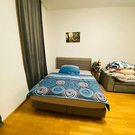 וינה Nice Apartment 25 מראה חיצוני תמונה